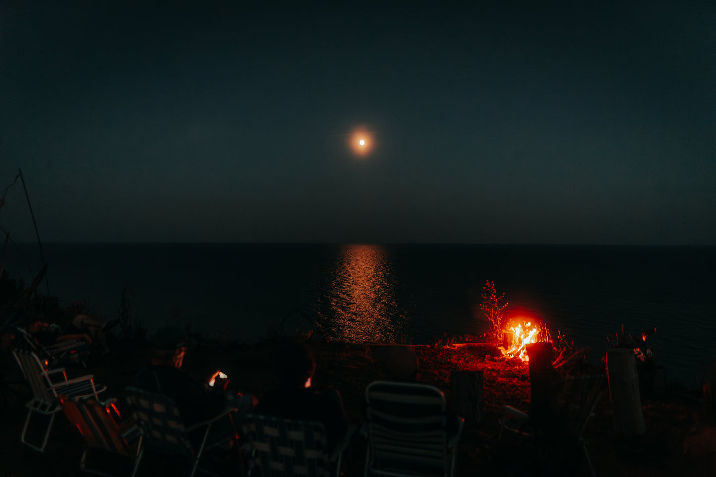 MOOD & COAST