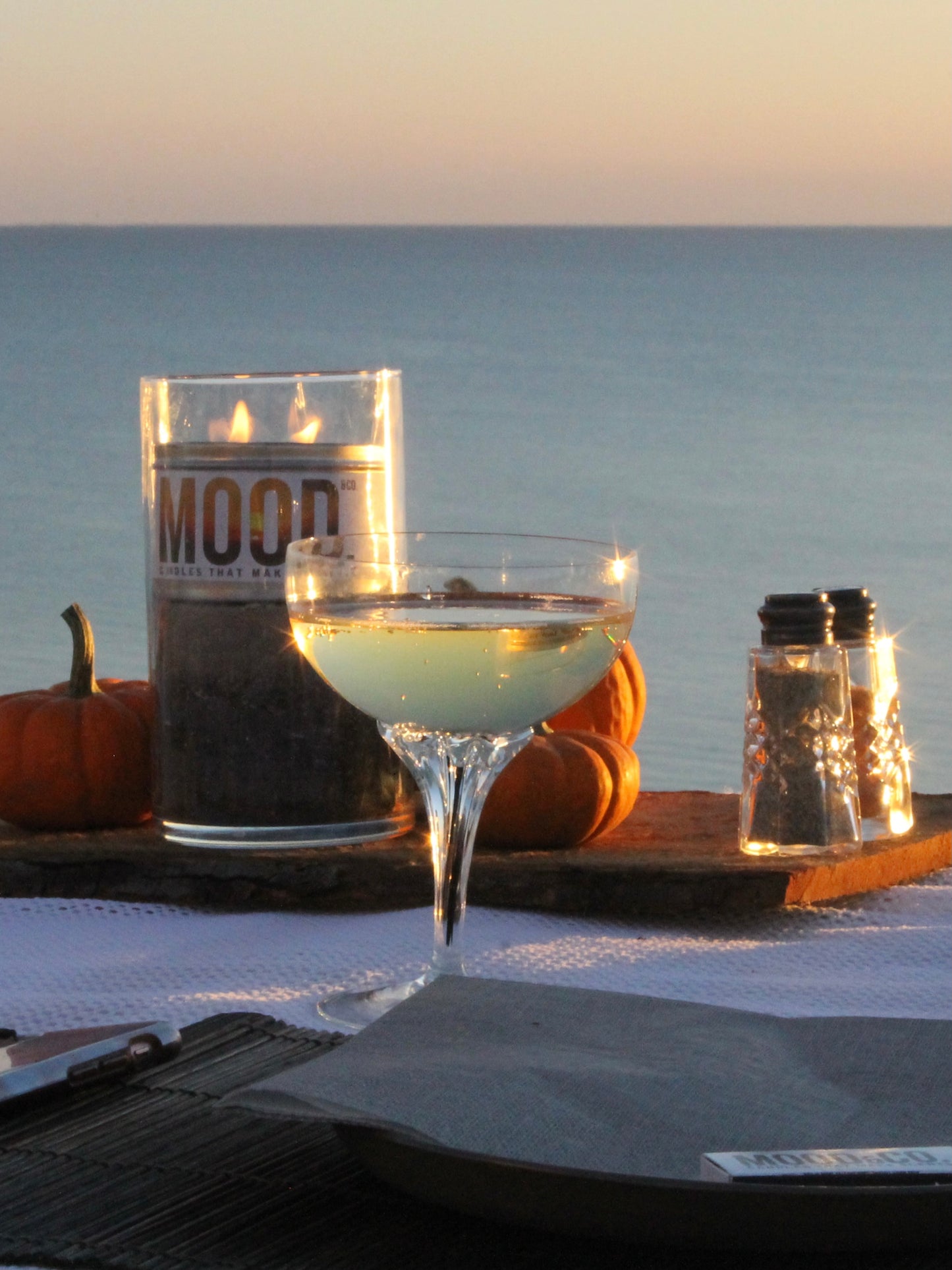 MOOD & COAST